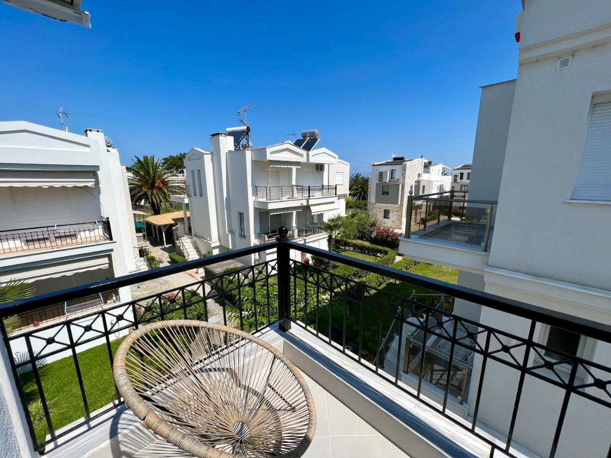 Villa Victoria Hanioti Exterior foto